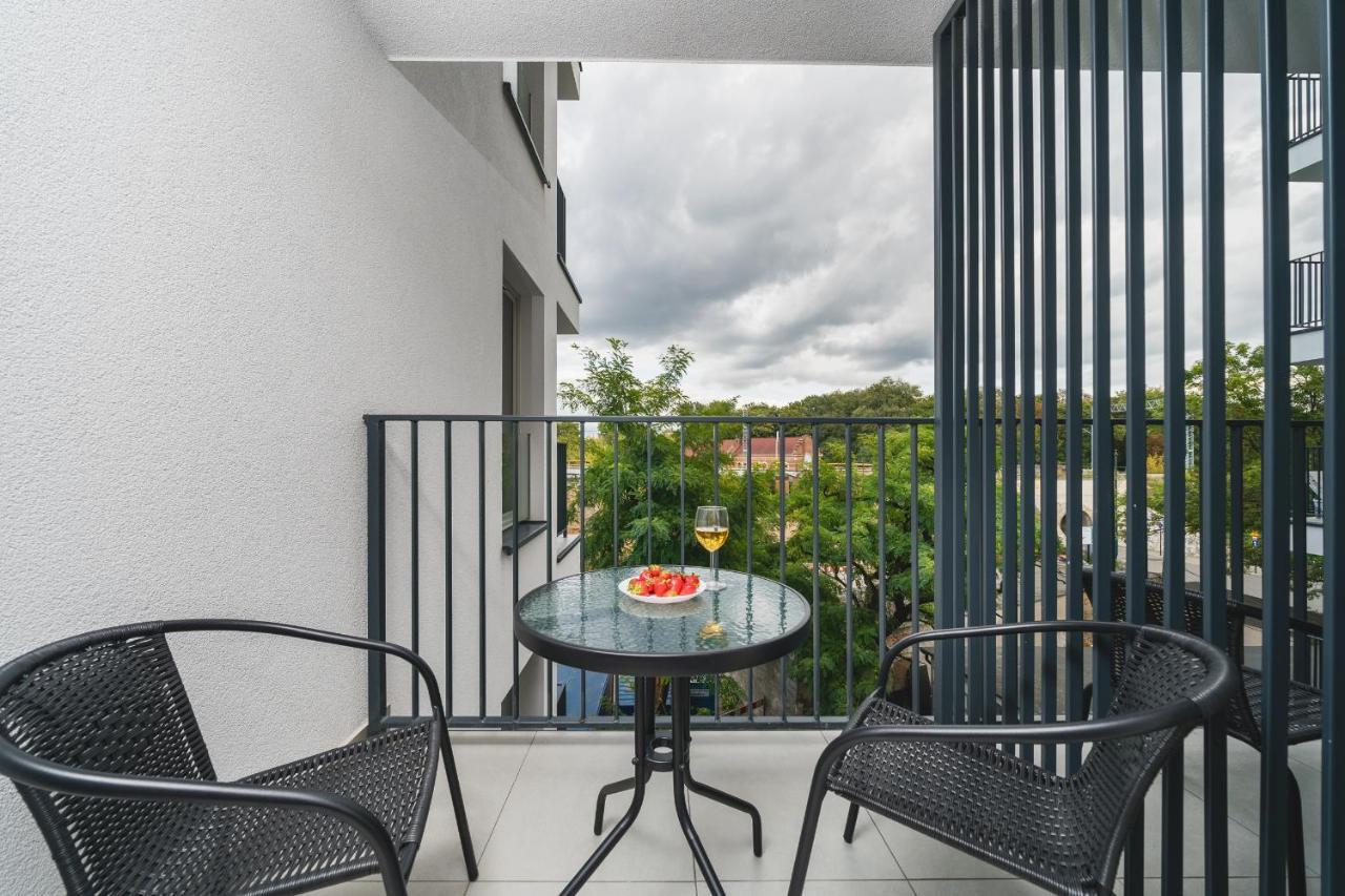 Sarah Apartments Old Town Красков Екстериор снимка